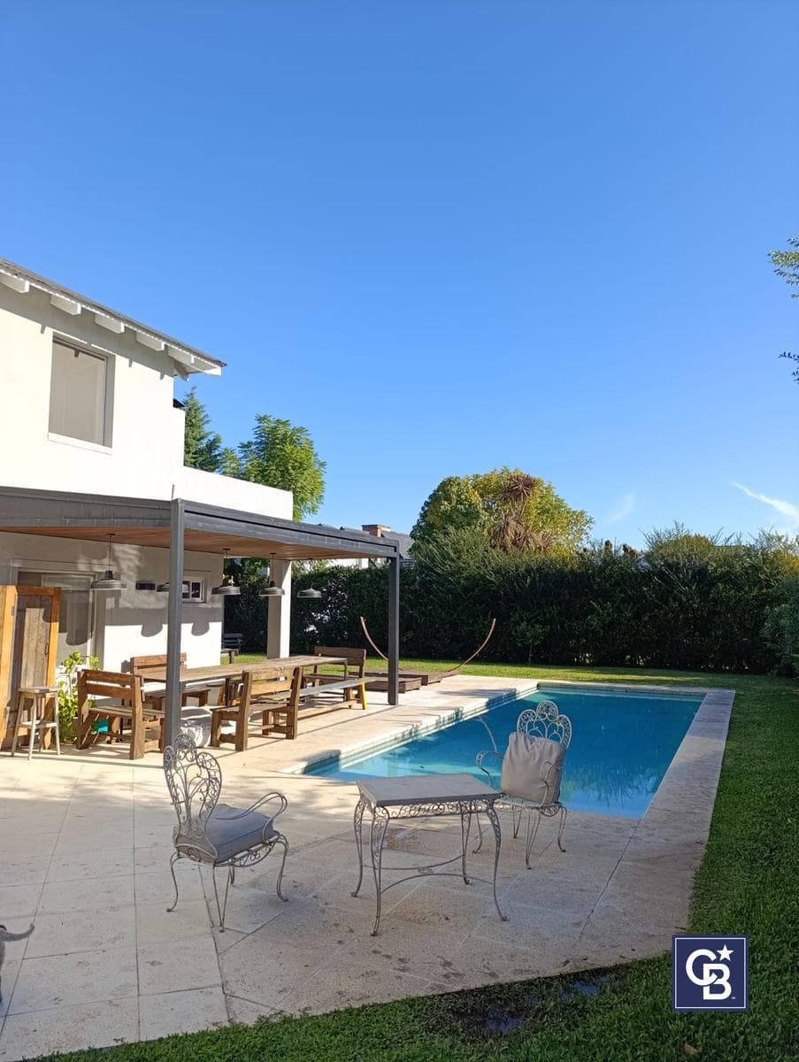 5-Bedroom House for Rent with a Pool in La Caballeriza, Pilar