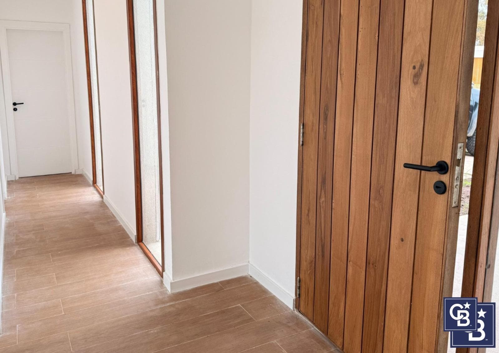 Brand-New 5-Room House for Sale in the El Aljibe Gated Community, Manzanares, Pilar