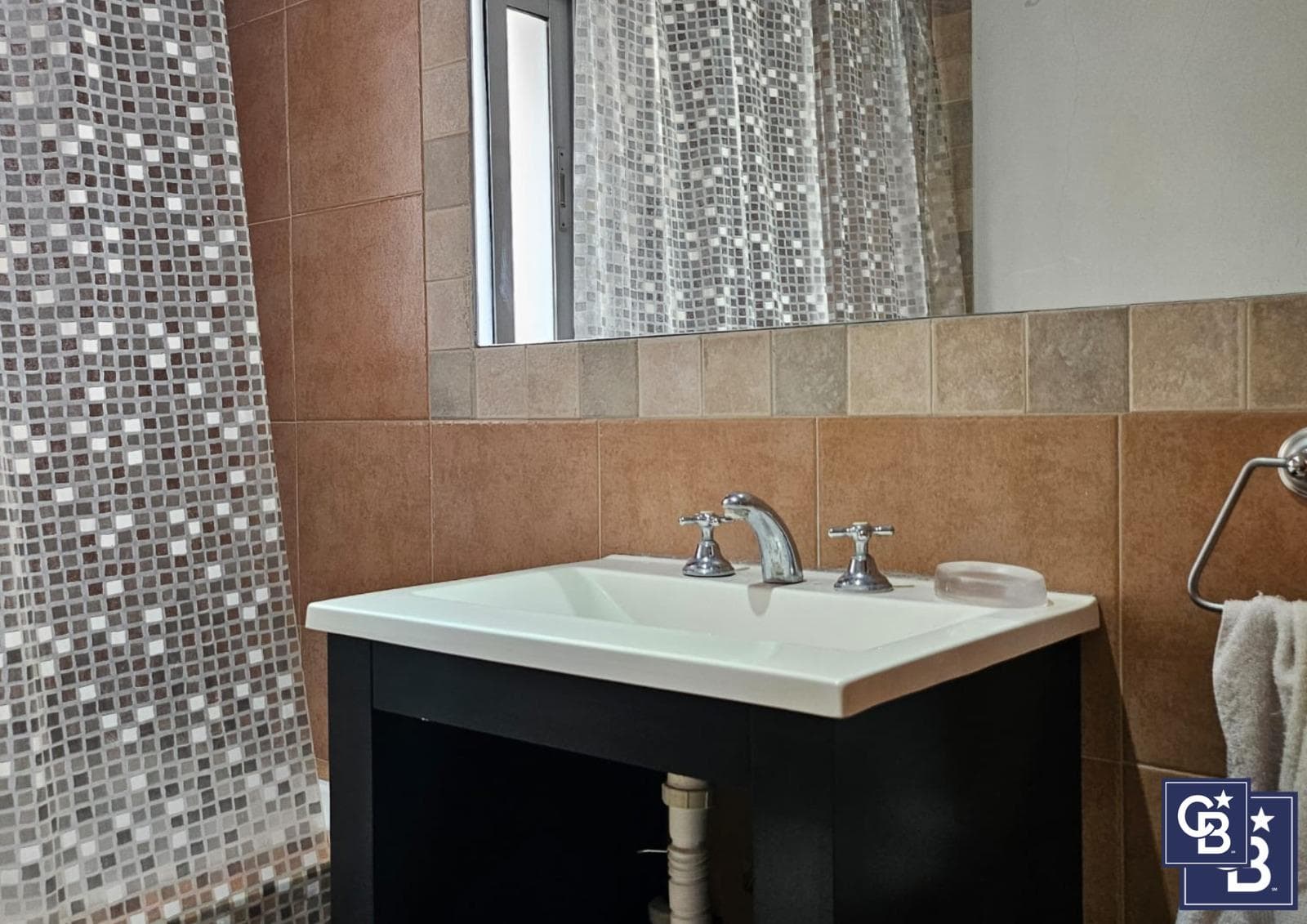 4-room house for sale with a pool in Del Viso, Pilar