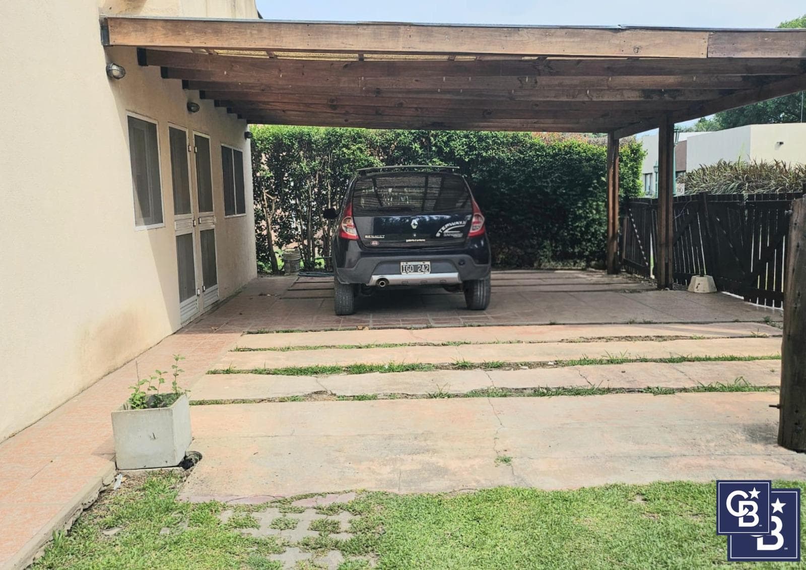 4-room house for sale with a pool in Del Viso, Pilar