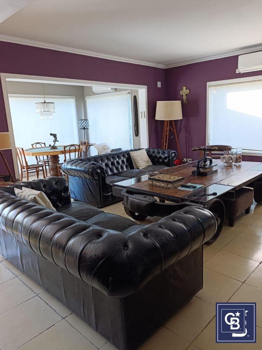 5-Bedroom House for Sale with a Pool in La Caballeriza, Pilar