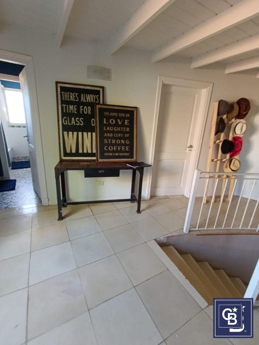 5-Bedroom House for Sale with a Pool in La Caballeriza, Pilar