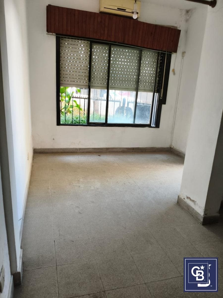 4-room house for sale, suitable for commercial use, in Downtown Pilar