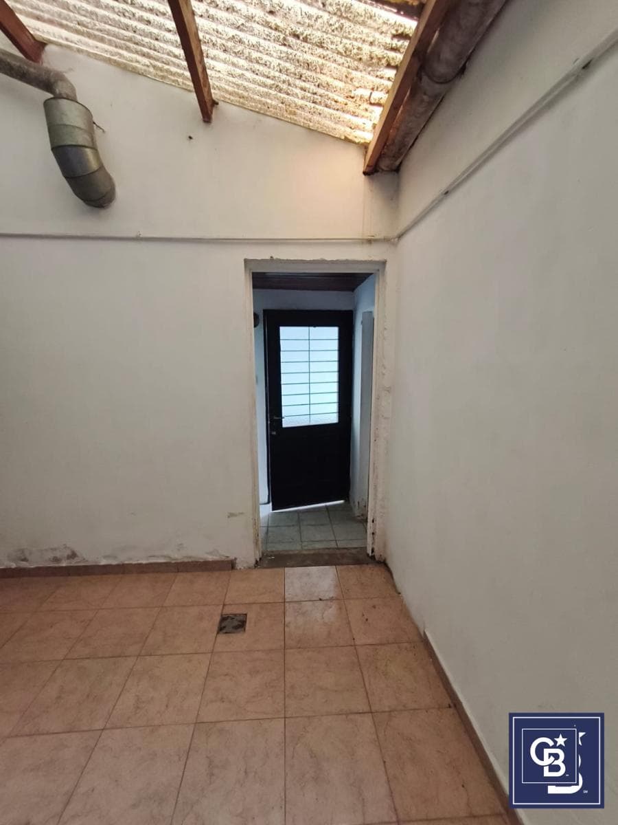 4-room house for sale, suitable for commercial use, in Downtown Pilar