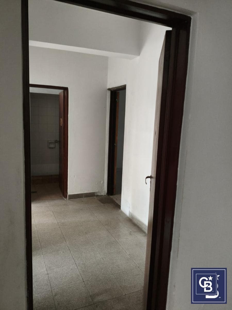 4-room house for sale, suitable for commercial use, in Downtown Pilar