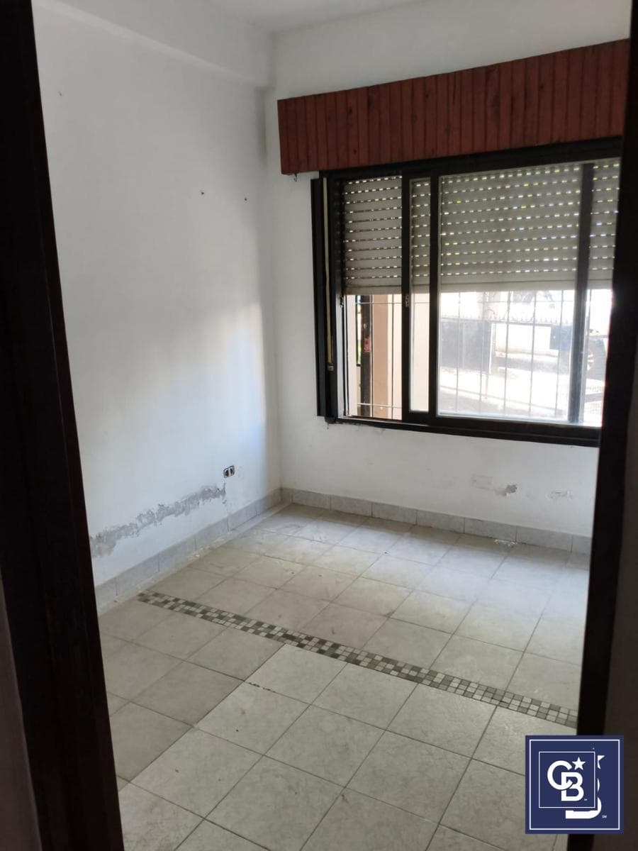 4-room house for sale, suitable for commercial use, in Downtown Pilar