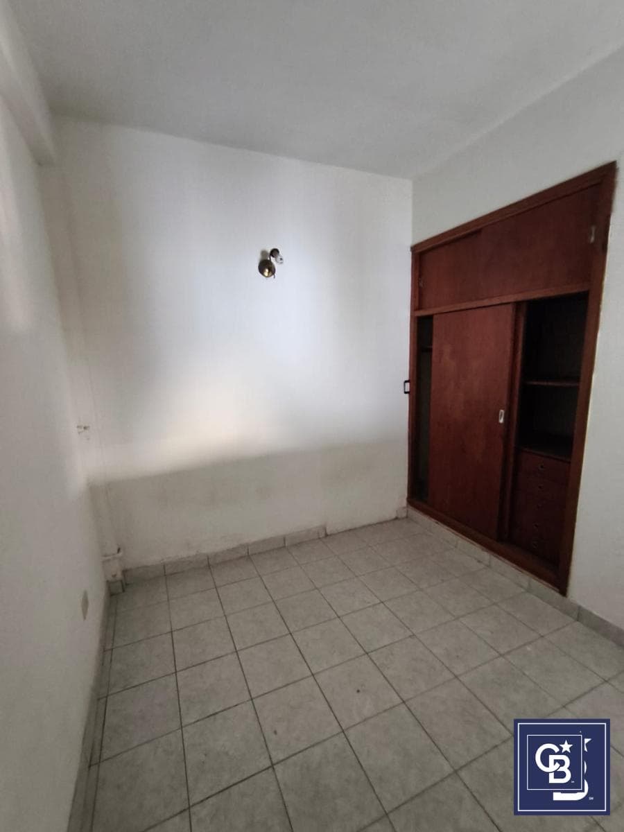4-room house for sale, suitable for commercial use, in Downtown Pilar