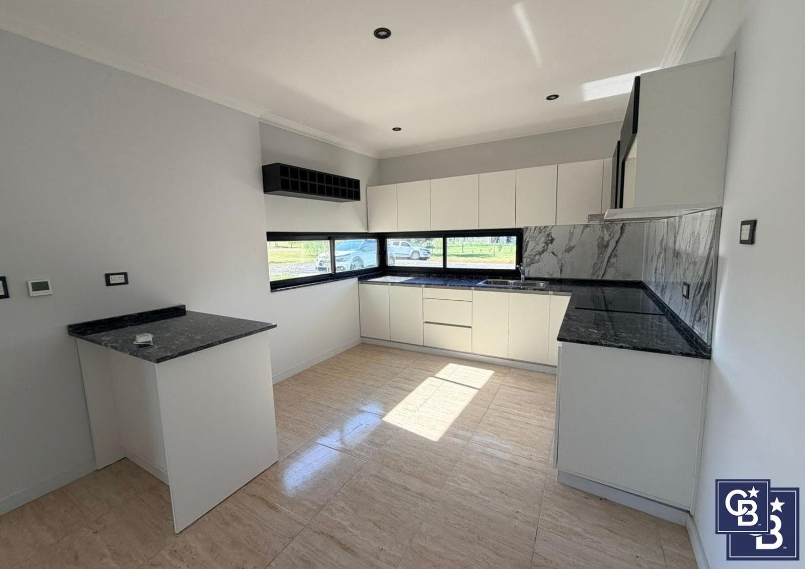 4-Bedroom House for Sale with Pool at Medal Country Club, Pilar