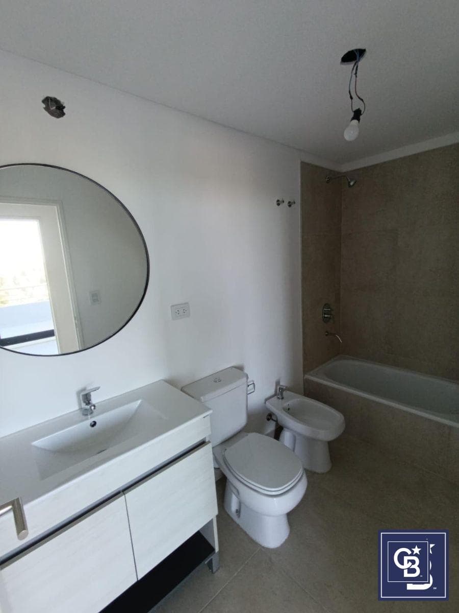 2-Room Apartment for Sale in the Zug Verdi Complex, Pilar