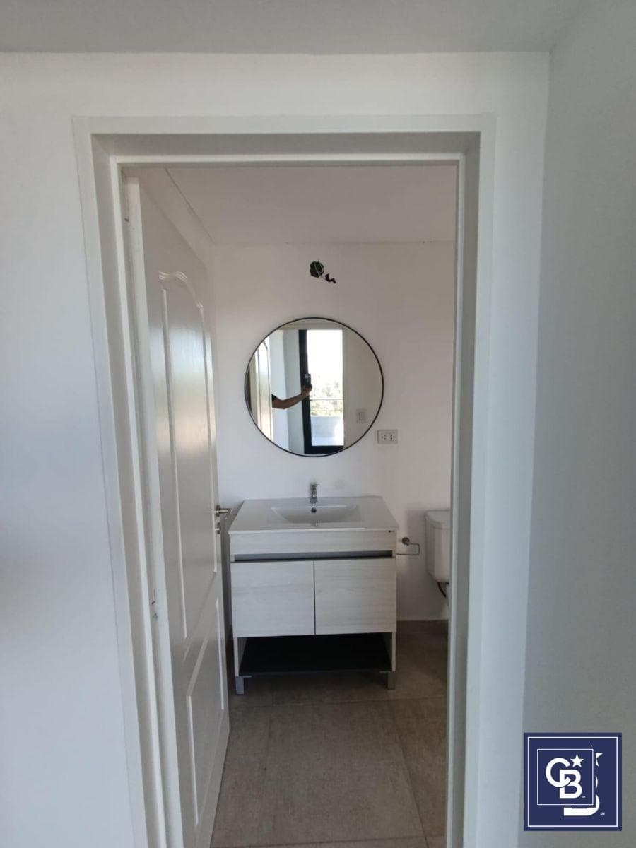 2-Room Apartment for Sale in the Zug Verdi Complex, Pilar