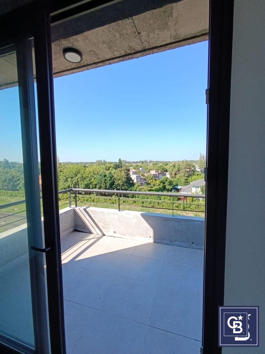 3-room apartment for sale with a balcony and barbecue in the Zug Verdi Complex, Pilar