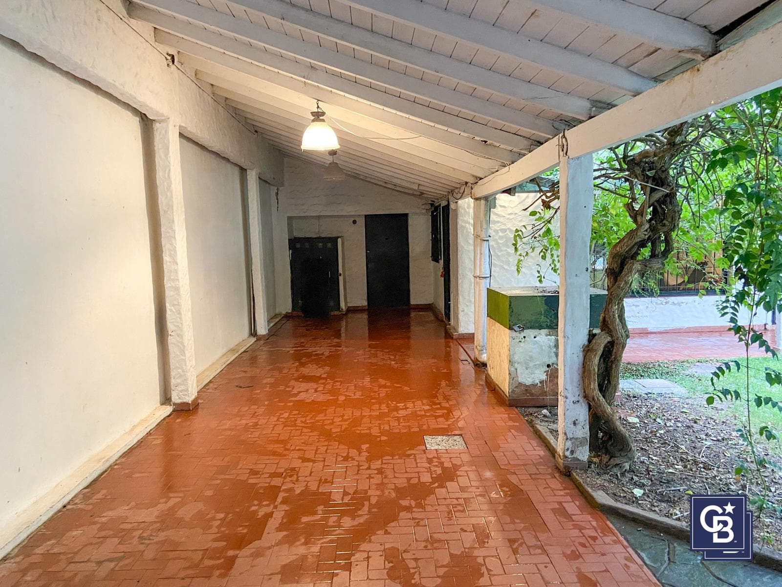 5-Room Country House for Sale with Pool and Barbecue Area in Pilar