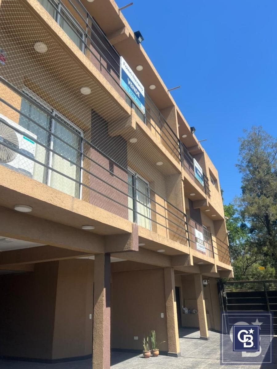 3-room triplex-style apartment for sale across from the Panamericana Ramal Pilar, Downtown Pilar
