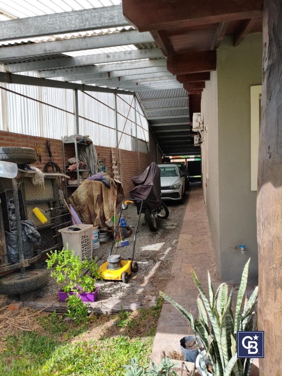 4-Room House for Sale, Eligible for Financing, in Pilar, Champagnat Area