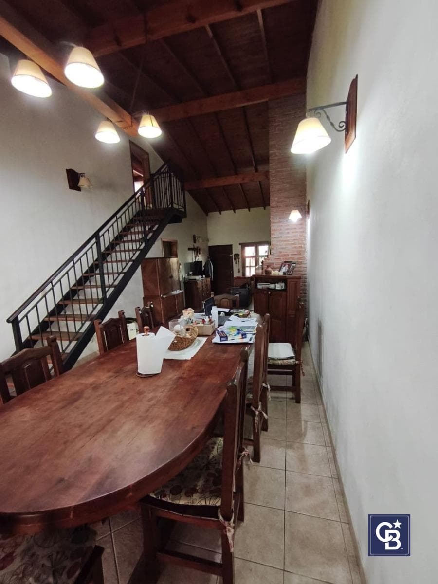 4-Room House for Sale, Eligible for Financing, in Pilar, Champagnat Area