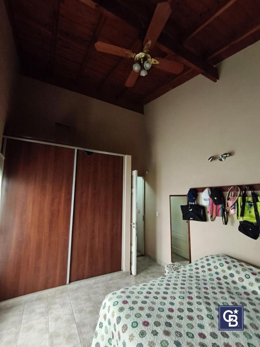 4-Room House for Sale, Eligible for Financing, in Pilar, Champagnat Area
