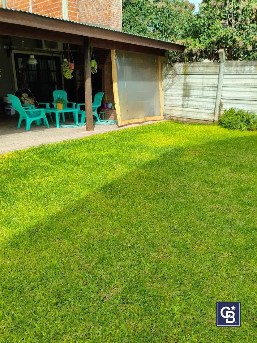 4-Room House for Sale, Eligible for Financing, in Pilar, Champagnat Area