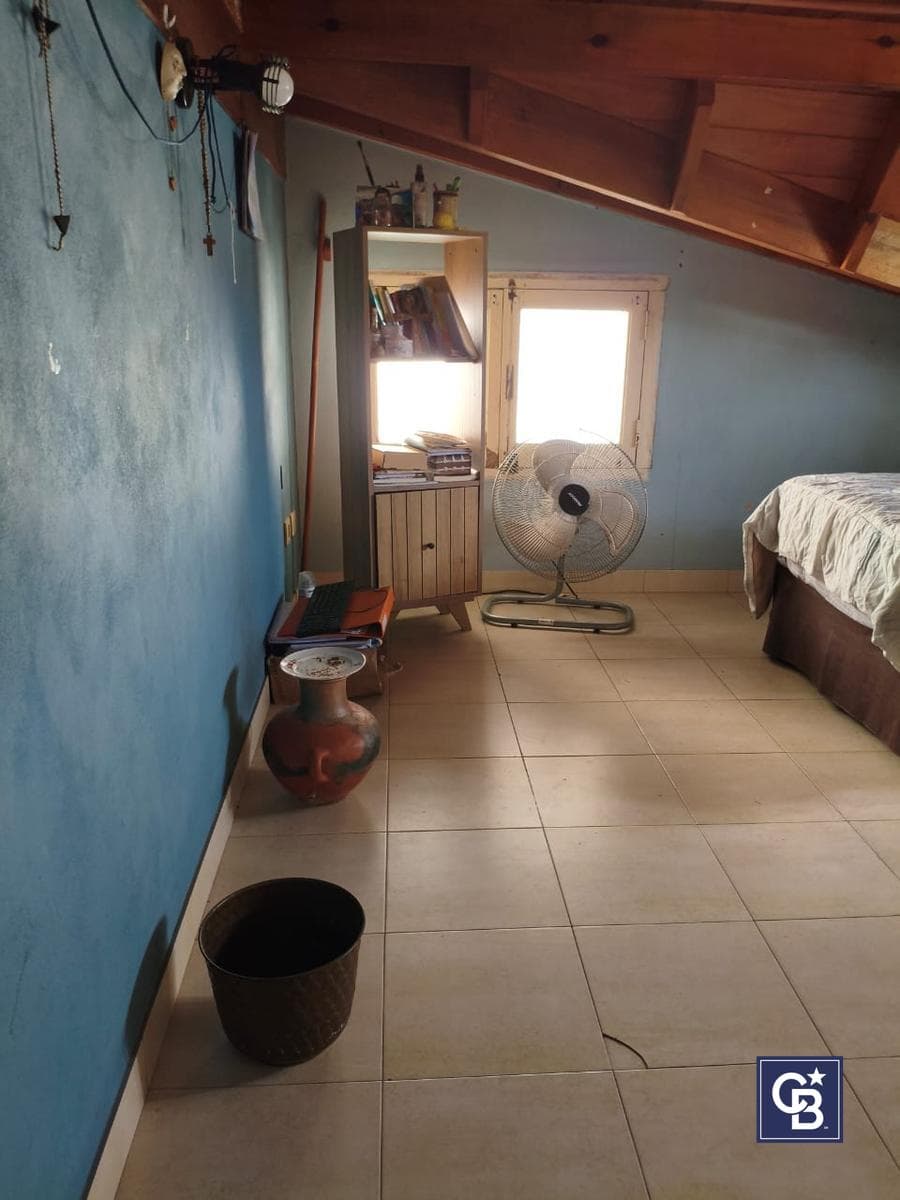 4-Room House for Sale, Eligible for Financing, in Pilar, Champagnat Area