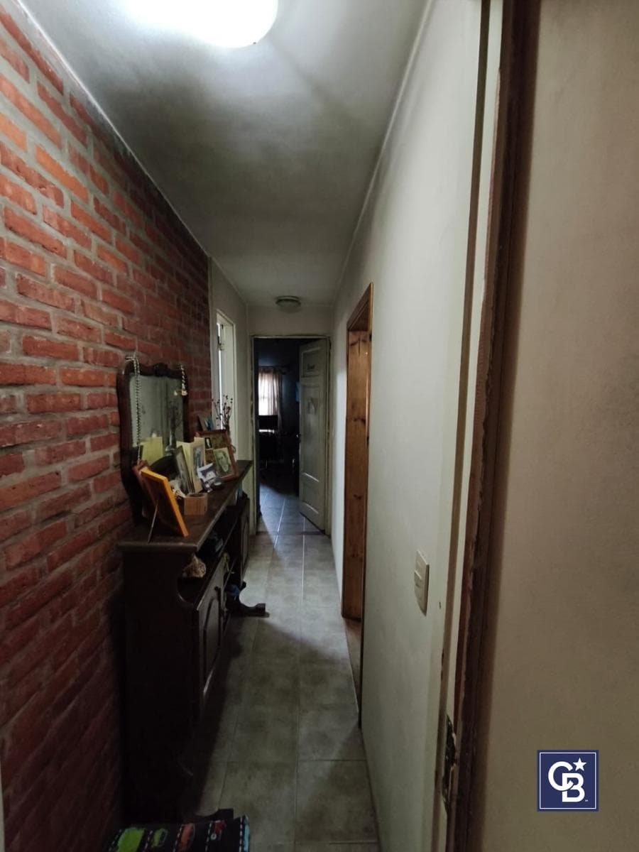 4-Room House for Sale, Eligible for Financing, in Pilar, Champagnat Area