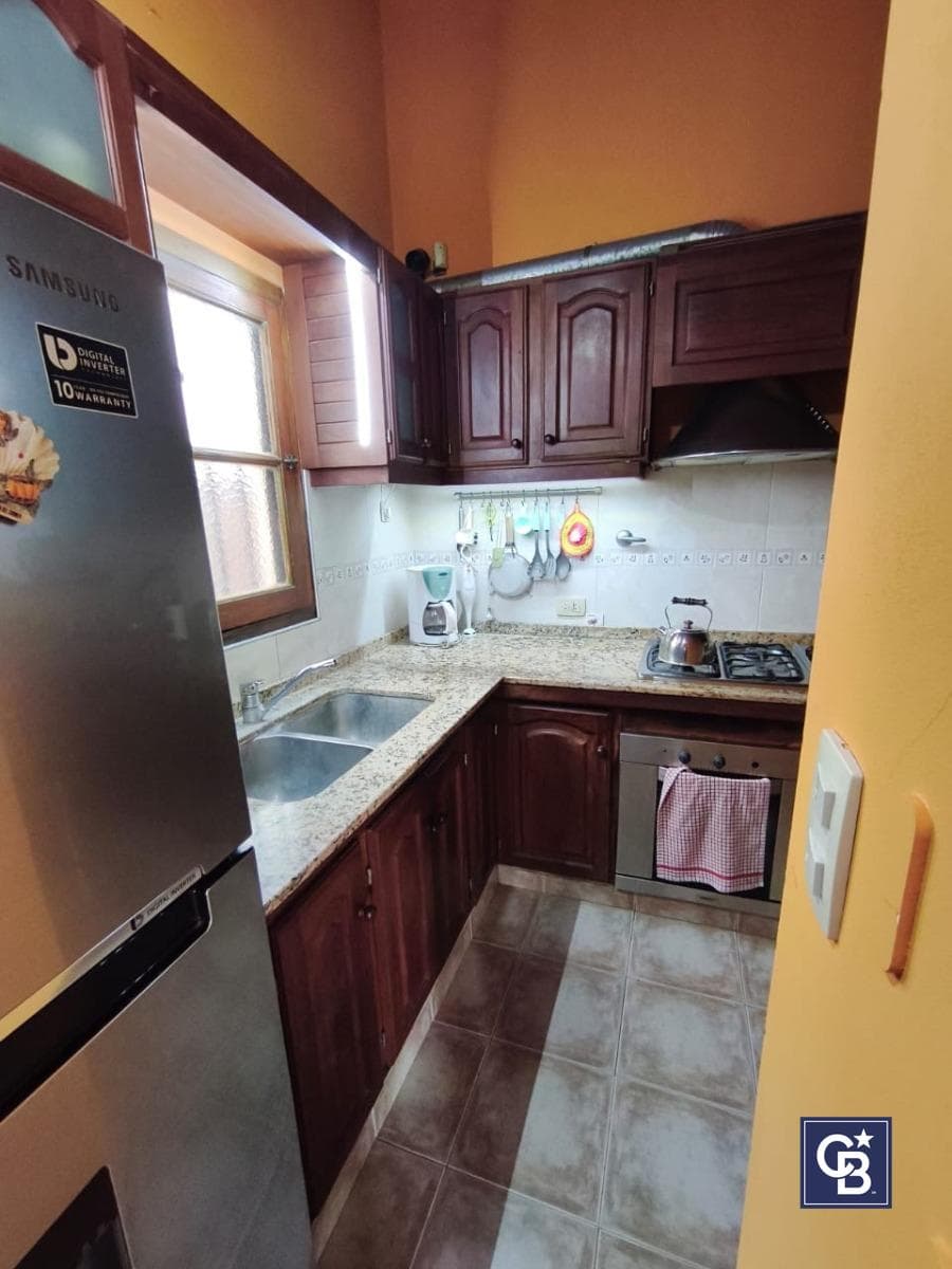4-Room House for Sale, Eligible for Financing, in Pilar, Champagnat Area