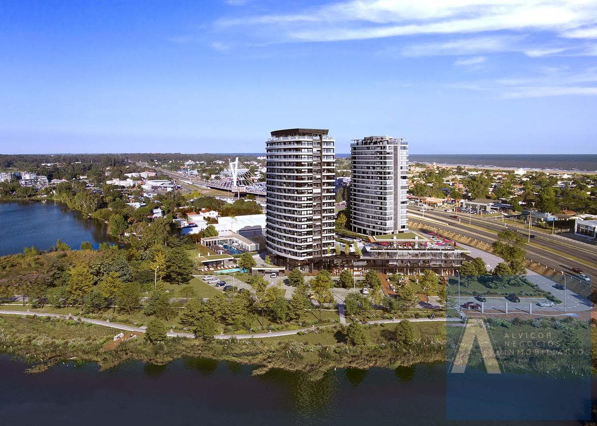 Apartamento de 3 Dormitorios con Cochera Doble en Venta, Barra de Carrasco AP4979175