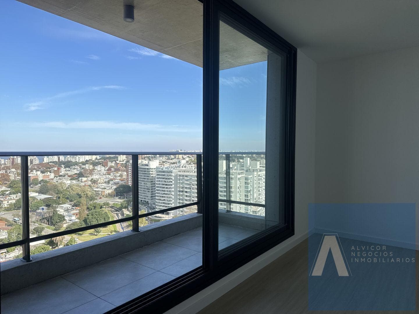 2-Bedroom Apartments with Garage for Sale with Rental Income, Malvín AP7187553