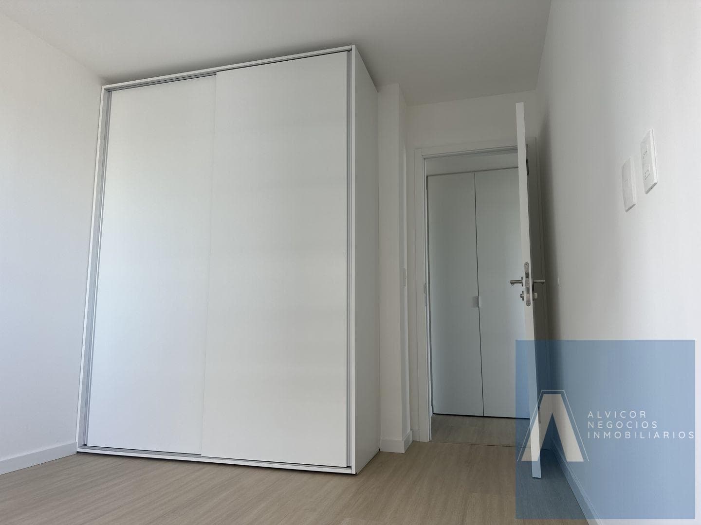 2-Bedroom Apartments with Garage for Sale with Rental Income, Malvín AP7187553