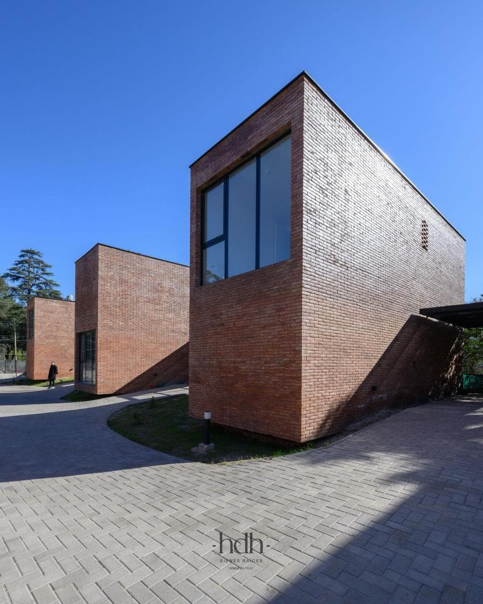 Duplex in Villa Allende: 2 bedrooms with a patio