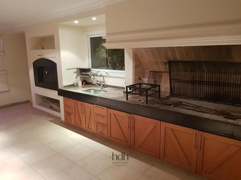 Luxury Home in Jockey Club