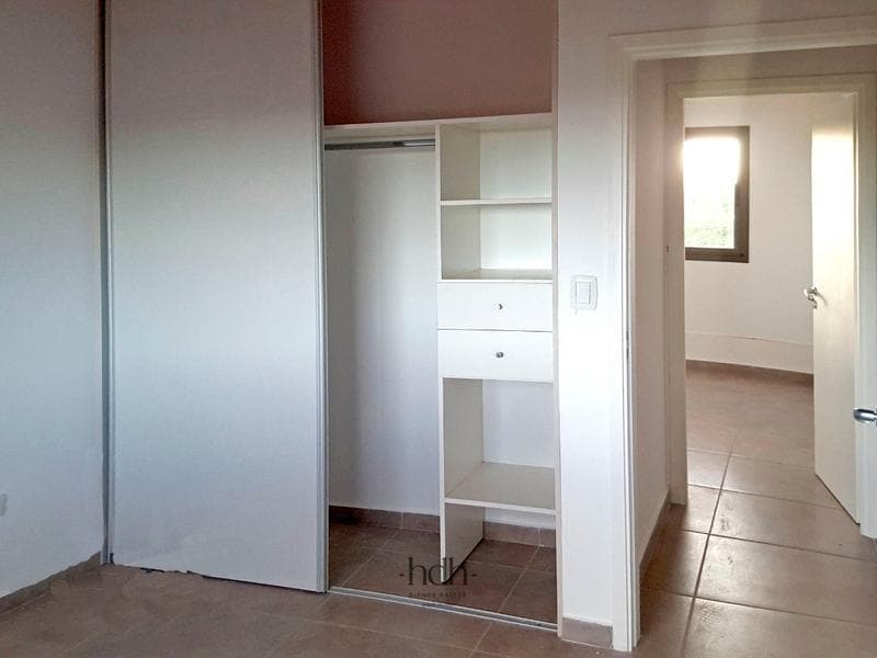 2-bedroom, 2-bathroom duplex for sale with a patio in the San Fernando neighborhood