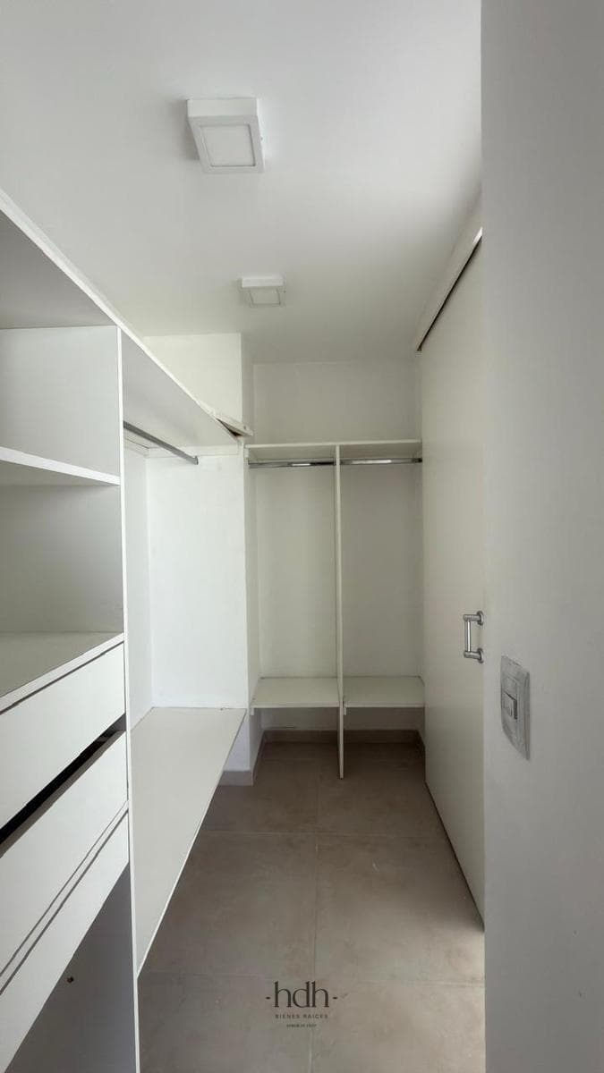 For Sale: Capri Jockey Club Complex—3 bedrooms, 3 bathrooms, semi-floor, pool, garage
