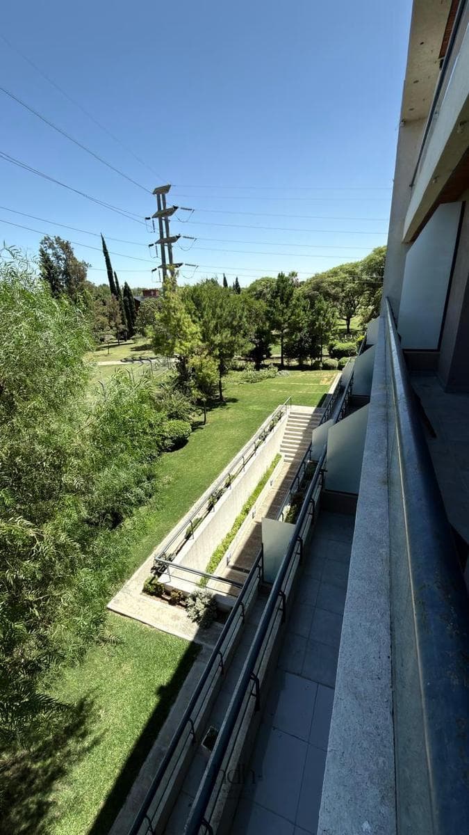 For Sale: Capri Jockey Club Complex—3 bedrooms, 3 bathrooms, semi-floor, pool, garage