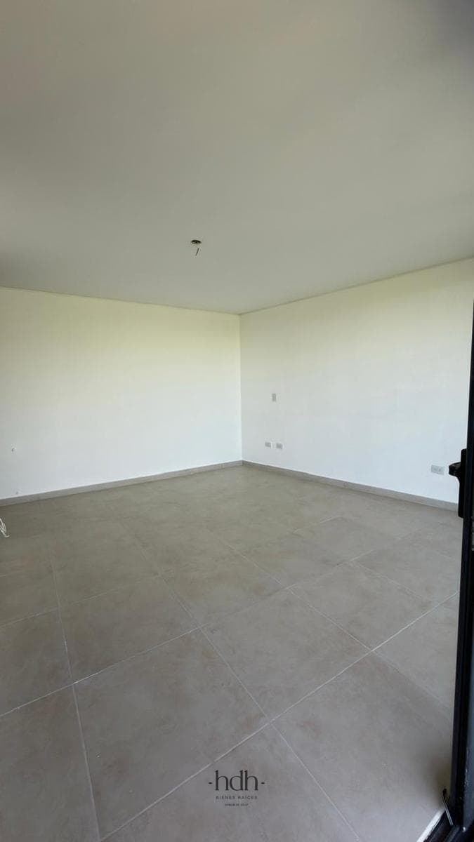 For Sale: Capri Jockey Club Complex—3 bedrooms, 3 bathrooms, semi-floor, pool, garage