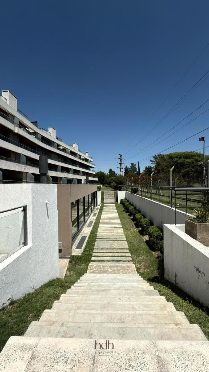 For Sale: Capri Jockey Club Complex—3 bedrooms, 3 bathrooms, semi-floor, pool, garage