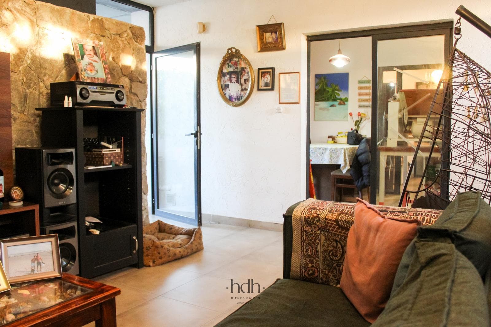 Tejas del Sur 2 House with 3 bedrooms, 3 bathrooms, and a pool; secure neighborhood