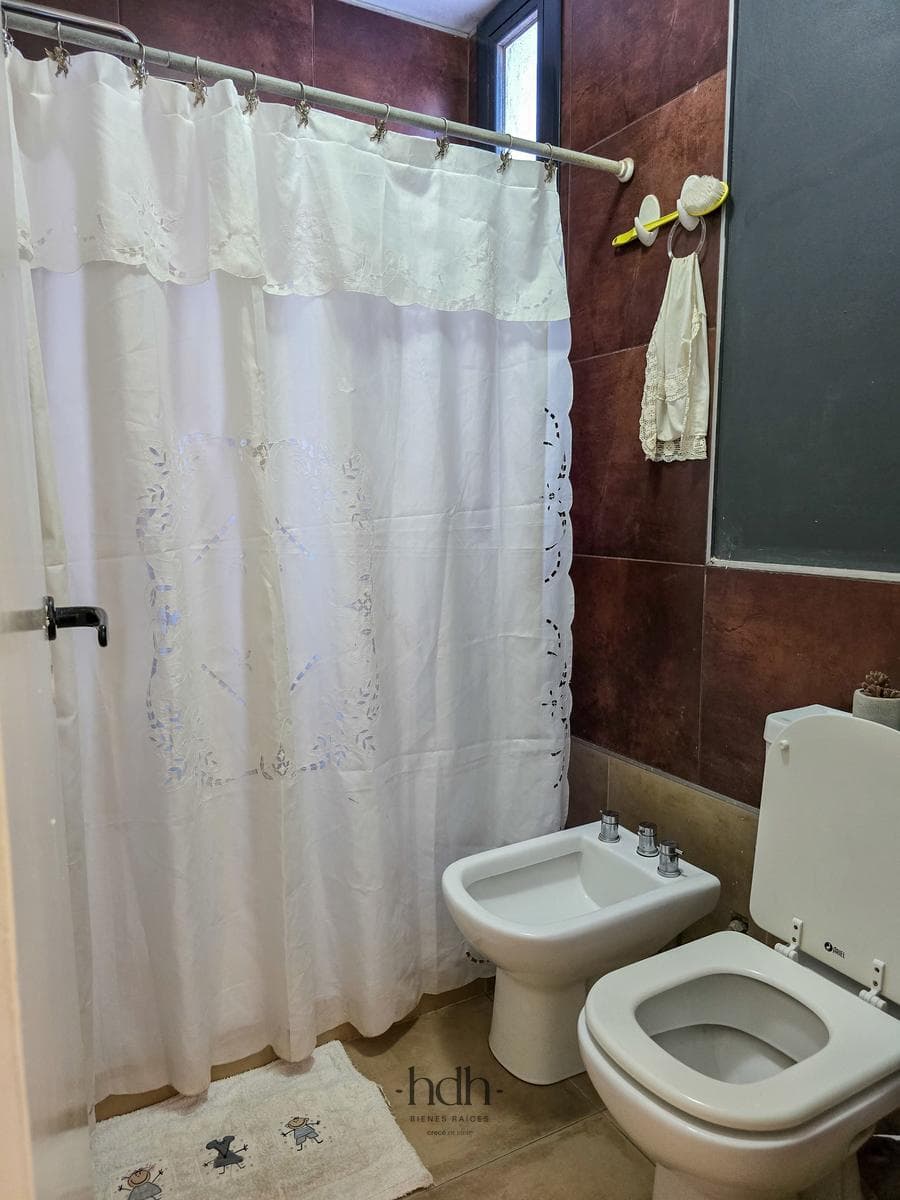 Tejas del Sur 2 House with 3 bedrooms, 3 bathrooms, and a pool; secure neighborhood