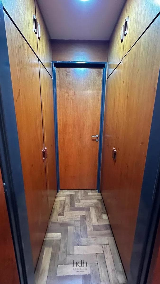 Apartment for Sale in Downtown: Super Spacious, 1-Bedroom, Furnished