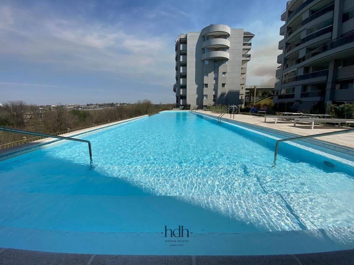 Apartment for Sale at CHATEAU VILLAGE: 3 Bedrooms, 3 Bathrooms with Amenities