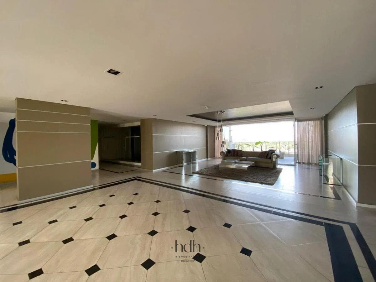 Apartment for Sale at CHATEAU VILLAGE: 3 Bedrooms, 3 Bathrooms with Amenities