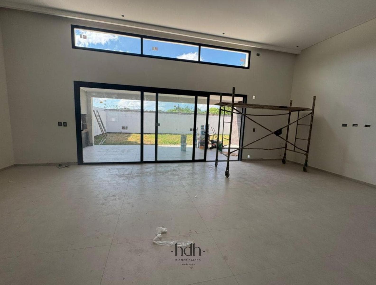 Brand-new 3-bedroom house in Greenville 2 with an excellent ground-floor patio