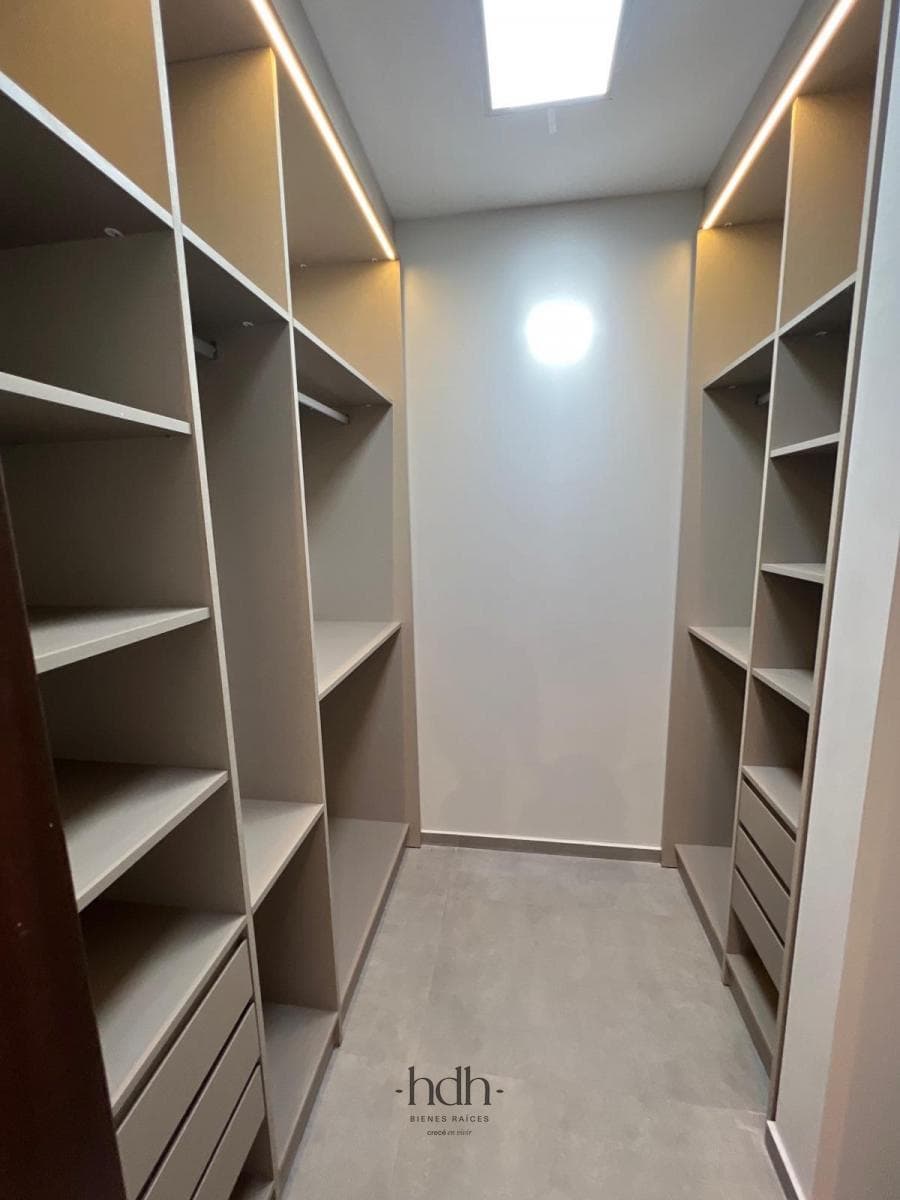 House in Claro del Bosque Village: 2 bedrooms with a patio, ground floor