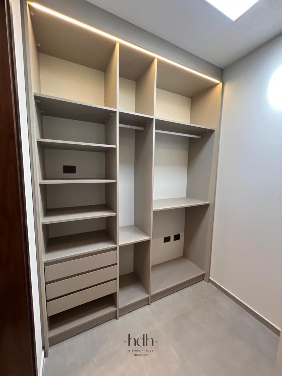 House in Claro del Bosque Village: 2 bedrooms with a patio, ground floor