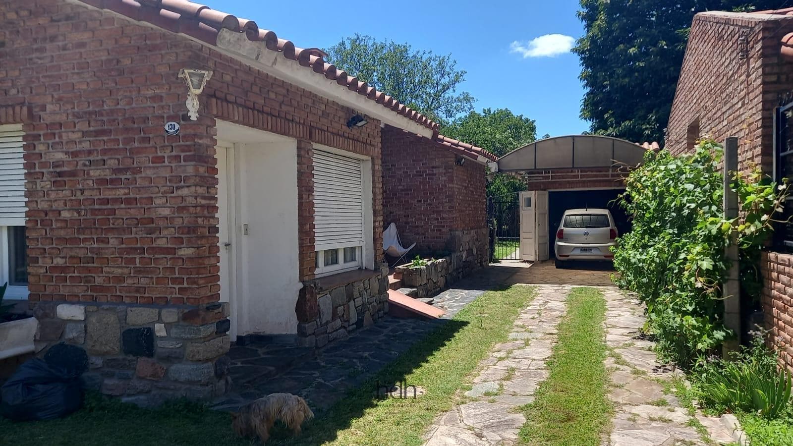 House in La Cumbre with 2 bedrooms, an excellent patio, and an apartment