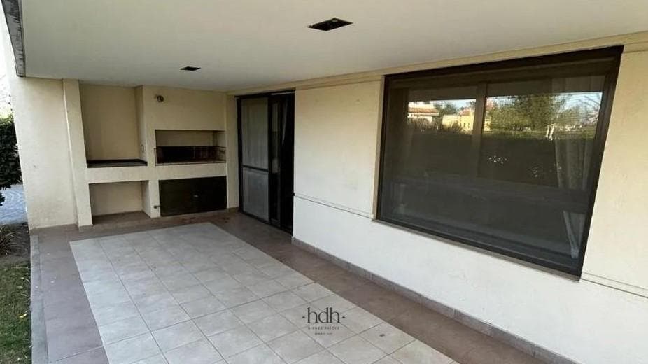 Apartment for sale in Casonas del Cerro: 3 bedrooms, patio, 2 parking spaces