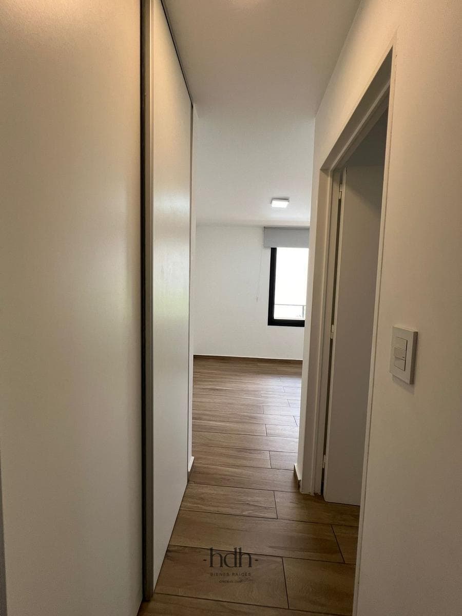 Apartment in Nueva Córdoba on Poeta Lugones Street: 1 Bedroom, 1 Bathroom, with a Balcony