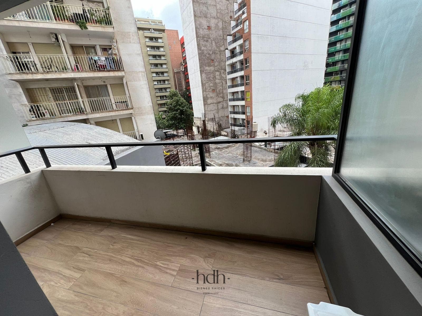 Apartment in Nueva Córdoba on Poeta Lugones Street: 1 Bedroom, 1 Bathroom, with a Balcony
