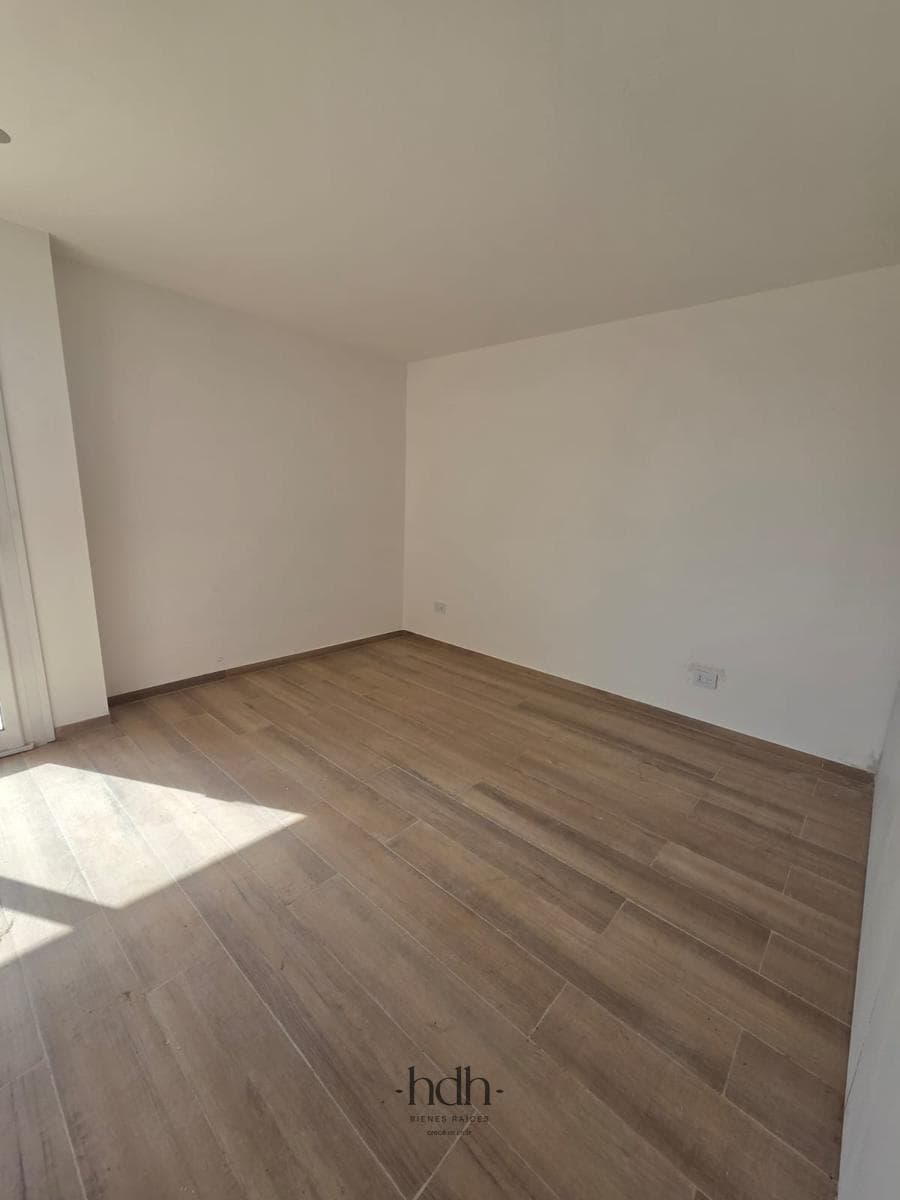 House for Sale in Housing Las Veras: 2-Bedroom Duplex with Patio in Valle Escondido