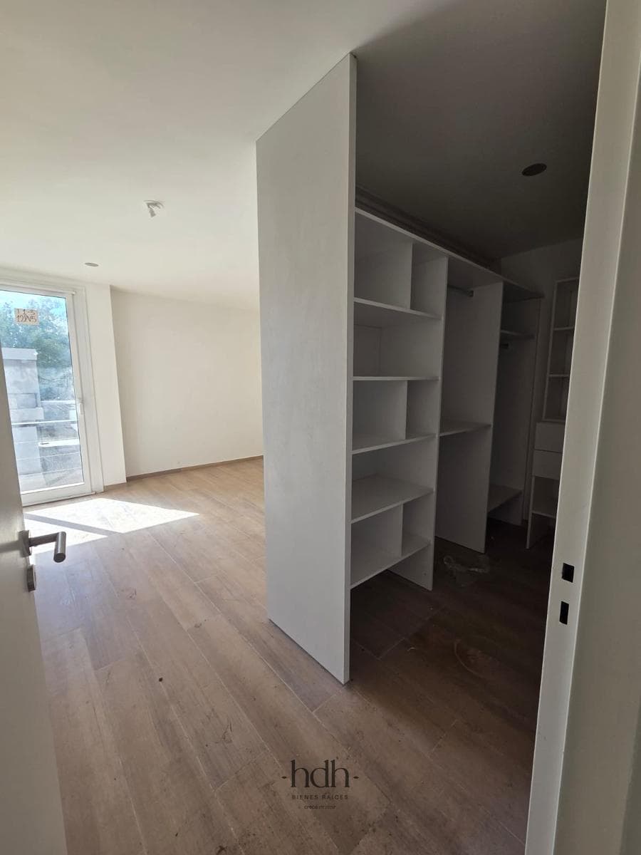 House for Sale in Housing Las Veras: 2-Bedroom Duplex with Patio in Valle Escondido