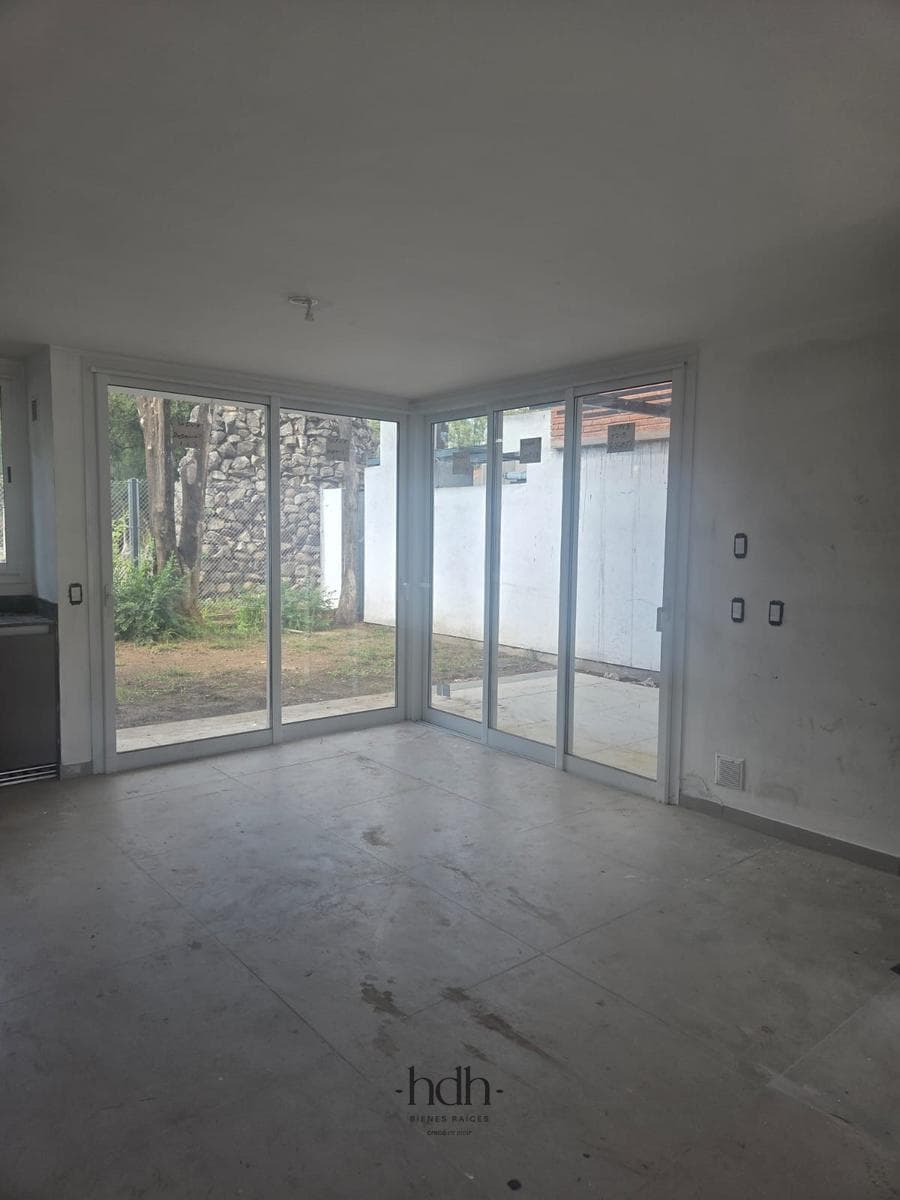 House for Sale in Housing Las Veras: 2-Bedroom Duplex with Patio in Valle Escondido