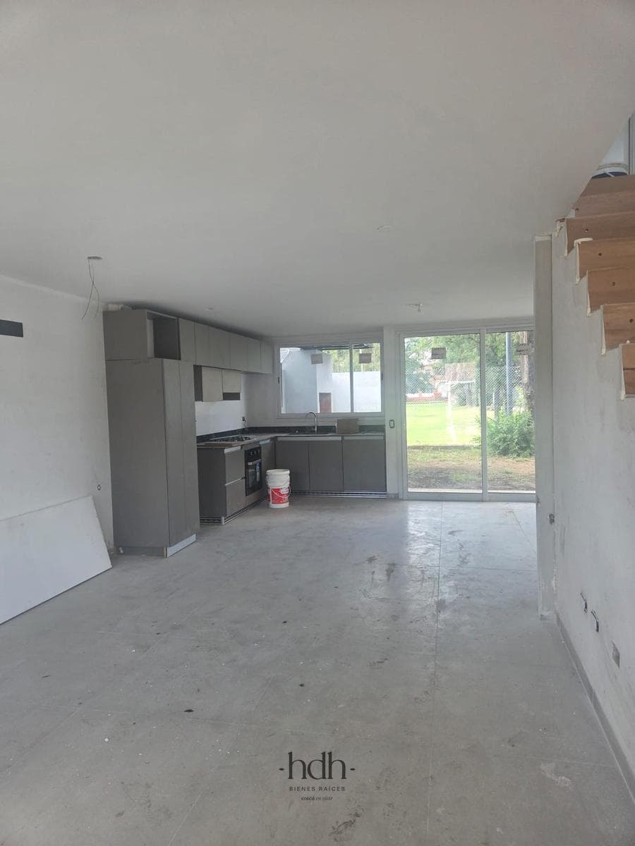 House for Sale in Housing Las Veras: 2-Bedroom Duplex with Patio in Valle Escondido